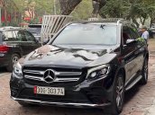 Bán Mercedes GLC 300 đời 2019, màu đen, ít sử dụng