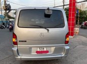 Cần bán gấp Mercedes năm sản xuất 2003, màu bạc 