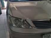 Cần bán gấp Toyota Camry năm 2002, nhập khẩu