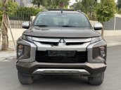 Cần bán xe Mitsubishi Triton 2018, màu xám, nhập khẩu 