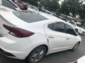 Xe Hyundai Elantra 1.6 AT sản xuất năm 2019, giá ưu đãi, động cơ ổn định 