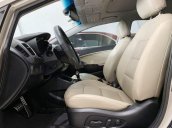 Bán ô tô Kia Cerato 1.6AT năm 2017, giá ưu đãi, động cơ ổn định 
