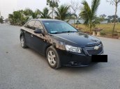 Cần bán xe Chevrolet Cruze sản xuất năm 2010, giá thấp, xe còn mới