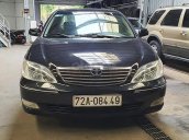 Cần bán lại xe Toyota Camry 2.4G đời 2003, màu đen 