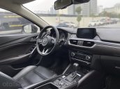 Bán Mazda 6 năm 2017, màu xanh lam