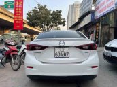 Cần bán ô tô Mazda 3 Facelift 2018, màu trắng, giá tốt