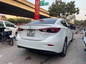 Cần bán ô tô Mazda 3 Facelift 2018, màu trắng, giá tốt