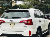 Cần bán Kia Sorento 2.2 DAT Premium đời 2019, màu trắng, giá 832tr