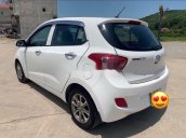 Cần bán xe Hyundai Grand i10 năm sản xuất 2015, nhập khẩu