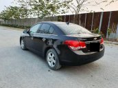 Cần bán xe Chevrolet Cruze sản xuất năm 2010, giá thấp, xe còn mới