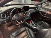 Cần bán Mercedes C300 AMG sản xuất 2017, nhập khẩu nguyên chiếc