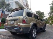 Cần bán gấp Ford Escape sản xuất 2004, giá chỉ 215 triệu