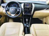 Cần bán Toyota Vios sản xuất năm 2019, màu vàng 