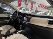 Cần bán lại xe Toyota Corolla Altis 1.8G năm sản xuất 2016