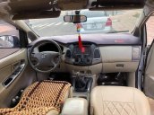 Bán Toyota Innova sản xuất 2010, màu bạc còn mới