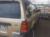 Cần bán gấp Ford Escape sản xuất 2004, giá chỉ 145 triệu