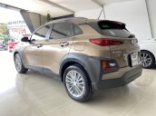 Bán xe Hyundai Kona sản xuất 2020, xe màu vàng, xe đẹp như mới, chạy siêu lướt 20.000km