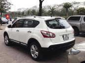 Cần bán gấp Nissan Qashqai 2010, màu trắng, nhập khẩu