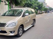 Cần bán gấp Toyota Innova sản xuất 2013, màu vàng