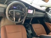 Cần bán xe Toyota Innova năm sản xuất 2017 còn mới