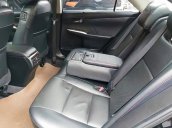 Cần bán Toyota Camry năm 2016, màu đen còn mới, 860tr