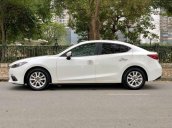 Cần bán Mazda 3 1.5 AT sản xuất năm 2015 xe gia đình, giá chỉ 525 triệu