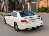 Bán E300 AMG model 2018, màu trắng