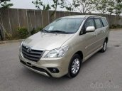 Bán Toyota Innova 2.0E sản xuất 2014, màu vàng như mới, 385 triệu