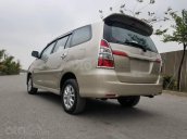 Bán Toyota Innova 2.0E sản xuất 2014, màu vàng như mới, 385 triệu