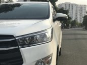 Cần bán Toyota Innova sản xuất năm 2019, màu trắng, số sàn