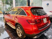 Bán xe Mercedes GLC200 model 2020, màu đỏ, bản nâng cấp