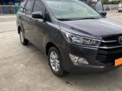 Cần bán lại xe Toyota Innova năm sản xuất 2019, màu xám, giá tốt