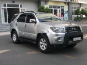 Bán ô tô Toyota Fortuner đời 2009, màu bạc