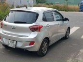 Cần bán gấp Hyundai Grand i10 đời 2015, màu bạc, xe nhập