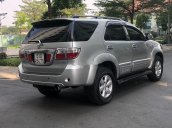 Bán ô tô Toyota Fortuner đời 2009, màu bạc