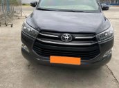 Cần bán lại xe Toyota Innova năm sản xuất 2019, màu xám, giá tốt