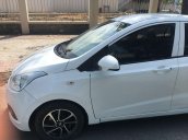 Cần bán Hyundai Grand i10 năm sản xuất 2014, màu trắng, nhập khẩu 