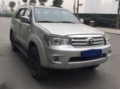 Cần bán xe Toyota Fortuner sản xuất năm 2010 còn mới, 490 triệu