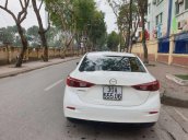 Bán Mazda 3 sản xuất năm 2015, màu trắng, số tự động