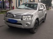 Cần bán xe Toyota Fortuner sản xuất năm 2010 còn mới, 490 triệu