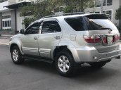 Bán ô tô Toyota Fortuner đời 2009, màu bạc