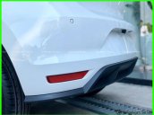 Đang tìm xe cho vợ, xe nhập, an toàn chọn xe nào, gọi Thuận có giá đặc biệt T3/2021 cho Polo Hatchback màu trắng này