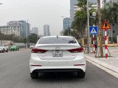 Xe Hyundai Elantra 1.6 2018, màu trắng số tự động, giá chỉ nhỉnh 500 triệu