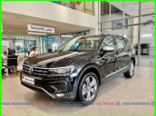 [Volkswagen Sài Gòn] SUV 7 chỗ có giá đặc biệt Tiguan Luxury S 2021 màu đen giao ngay, tặng iphone 12 + phụ kiện+ tiền