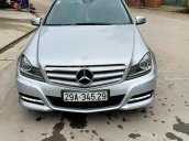 Bán Mercedes năm sản xuất 2011, màu bạc còn mới, 470tr