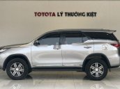 Xe Toyota Fortuner đời 2018, màu bạc chính chủ