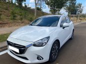 Cần bán gấp Mazda 2 sản xuất năm 2016 còn mới