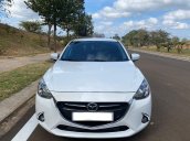 Cần bán gấp Mazda 2 sản xuất năm 2016 còn mới