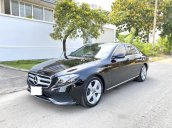 Bán Mercedes Benz E250, màu đen nội thất đen sang trọng, sản xuất 2018, xe mới nguyên như xe mới