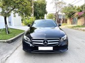 Bán Mercedes Benz E250, màu đen nội thất đen sang trọng, sản xuất 2018, xe mới nguyên như xe mới
